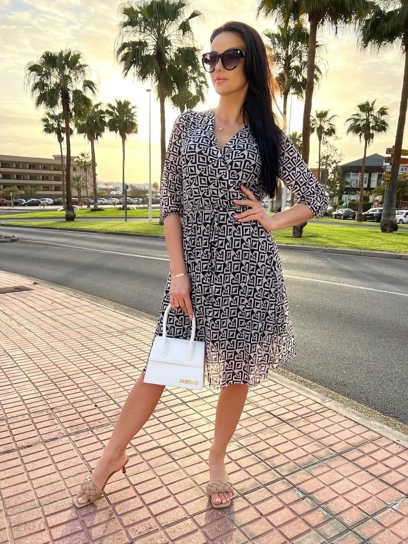 Beżowo-Czarna Sukienka z Paskiem 7652-26