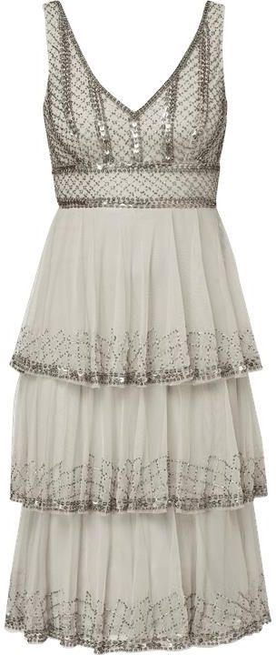 Sukienka koktajlowa z tiulu z efektem stopniowania